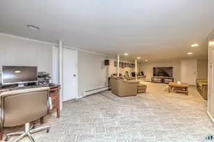 17 Arrowhead Ln, Branford, CT 06405 - Photo 29