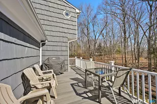 33 Pinnacle Rock Rd, Stamford, CT 06903 - Photo 23