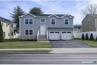 15 Yorktown Ridge, Waterbury, CT 06704 - Photo 1
