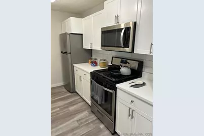 100 Glenbrook Road #T421, Stamford, CT 06902 - Photo 3