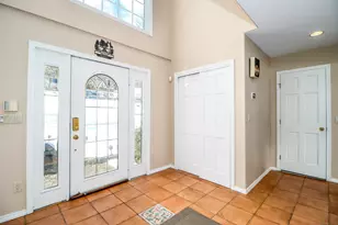 38 N Lake Shore Dr, Brookfield, CT 06804 - Photo 5