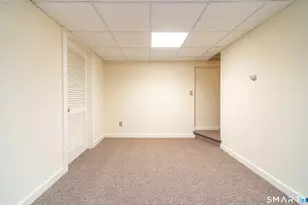 108 Wayne Ln, Meriden, CT 06450 - Photo 29