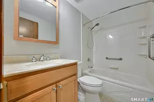 168 Churchill Dr, Newington, CT 06111 - Photo 21