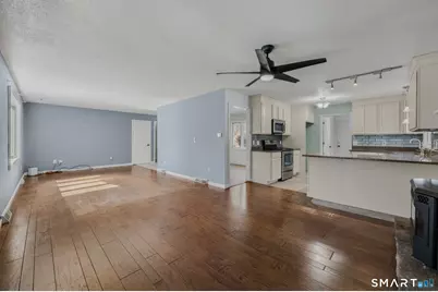 20 King James Drive, East Lyme, CT 06333 - Photo 9