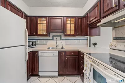 1535 East Putnam Avenue #307, Greenwich, CT 06870 - Photo 11