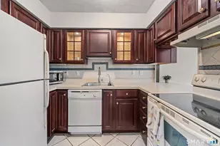 1535 E Putnam Ave, Greenwich, CT 06870 - Photo 11