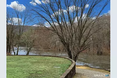 19 Donna Street, Beacon Falls, CT 06403 - Photo 27