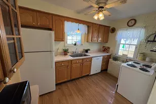 77 Dodge Ave, East Haven, CT 06512 - Photo 11