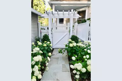 233 Rowayton Avenue, Norwalk, CT 06853 - Photo 27