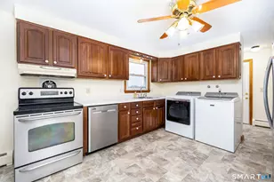 57 Floradale Dr, East Hartford, CT 06108 - Photo 9