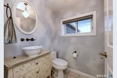 2 Old Town Highway #2, East Haven, CT 06512 - Photo 27