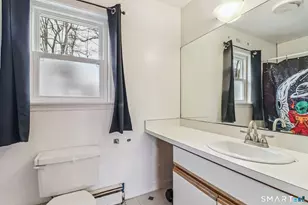 89 Alma St, Naugatuck, CT 06770 - Photo 13