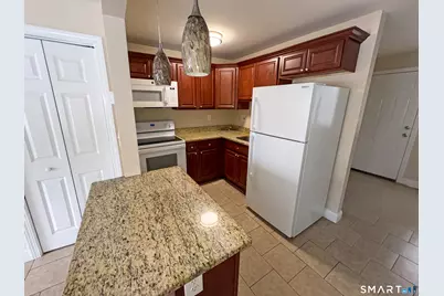 83 East Grand Avenue, New Haven, CT 06513 - Photo 5