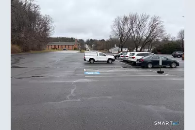 699 Middle Turnpike East Turnpike #B, Manchester, CT 06042 - Photo 9