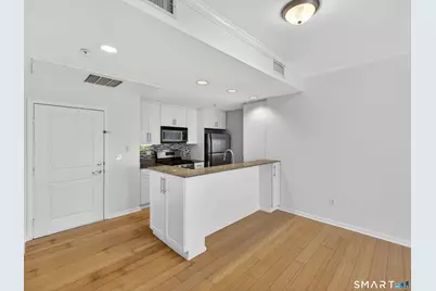 400 Bank Street #104, New London, CT 06320 - Photo 7