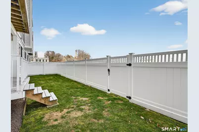 400 Bank Street #104, New London, CT 06320 - Photo 25