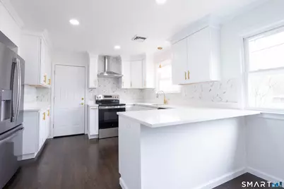 24 Caldwell Drive, New Milford, CT 06776 - Photo 3