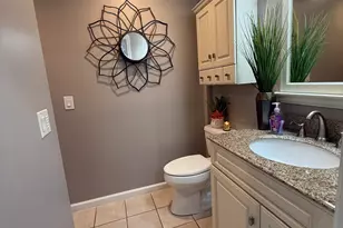 [Address not provided], Manchester, CT 06040 - Photo 17