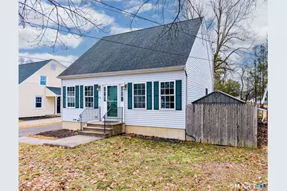 25 Woodlawn Avenue, Enfield, CT 06082 - Photo 1