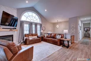 5 Rebecca Ct, Montville, CT 06370 - Photo 11