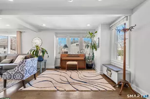 21 Susquehanna Ave, West Haven, CT 06516 - Photo 15