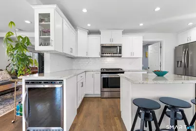 21 Susquehanna Avenue, West Haven, CT 06516 - Photo 11