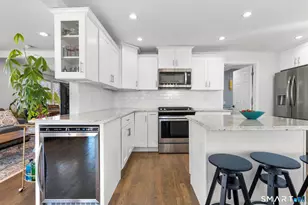 21 Susquehanna Ave, West Haven, CT 06516 - Photo 11