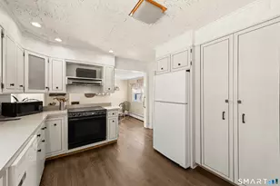 347 Amity Rd, Bethany, CT 06524 - Photo 13