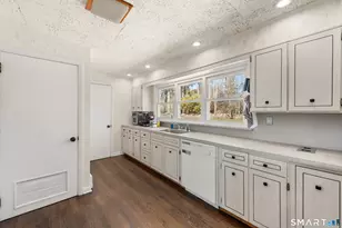 347 Amity Rd, Bethany, CT 06524 - Photo 11