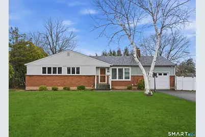 21 Raymond Place, Cromwell, CT 06416 - Photo 1