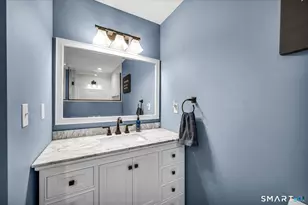 21 Raymond Pl, Cromwell, CT 06416 - Photo 19