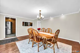 21 Raymond Pl, Cromwell, CT 06416 - Photo 9