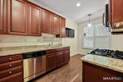 41 Park Place Circle #41, West Hartford, CT 06110 - Photo 3