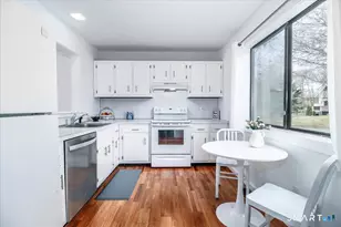 47 Huron Ln, Stratford, CT 06614 - Photo 5