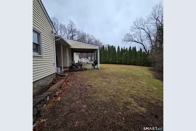 24 Coolidge Street, Windsor Locks, CT 06096 - Photo 7