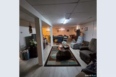 24 Coolidge Street, Windsor Locks, CT 06096 - Photo 21