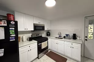 211 Palmer St Ext, Norwich, CT 06360 - Photo 3