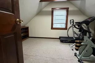 55 New Hanover Ave, Meriden, CT 06451 - Photo 17