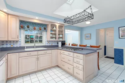 19 Surrey Lane, Branford, CT 06405 - Photo 13