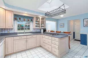 19 Surrey Ln, Branford, CT 06405 - Photo 13