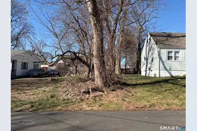 11 Myron Avenue, Bridgeport, CT 06606 - Photo 1