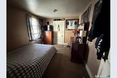 347-349 Kennedy Drive, Putnam, CT 06260 - Photo 9