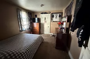 347-349 Kennedy Dr, Putnam, CT 06260 - Photo 9