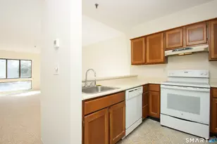 1204 Whitney Ave, Hamden, CT 06517 - Photo 7