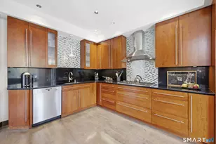 504 Deercliff Rd, Avon, CT 06001 - Photo 9