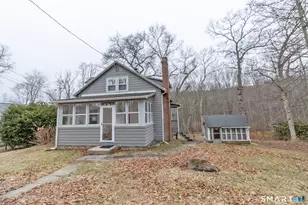 4 Myrtle Rd, East Hampton, CT 06424 - Photo 1