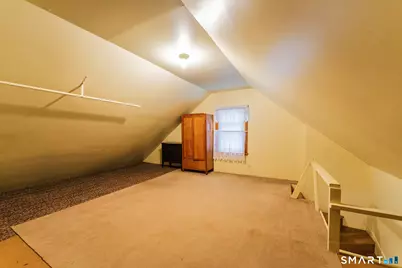 90 White Avenue, West Hartford, CT 06119 - Photo 25