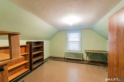 90 White Avenue, West Hartford, CT 06119 - Photo 27