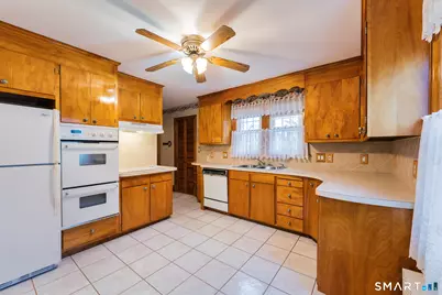 90 White Avenue, West Hartford, CT 06119 - Photo 13