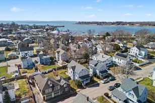 9 Oak Dr, Stonington, CT 06378 - Photo 3